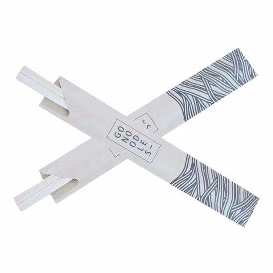 Baguettes en bambou jetables au Japon et en Corée dans un manchon en papier semi ou complet